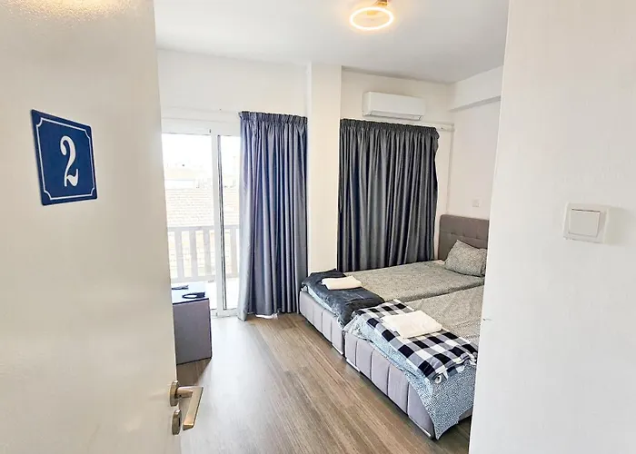 Downtown Rooms, 200m From Marina לרנקה