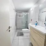 Downtown Rooms, 200m From Marina *