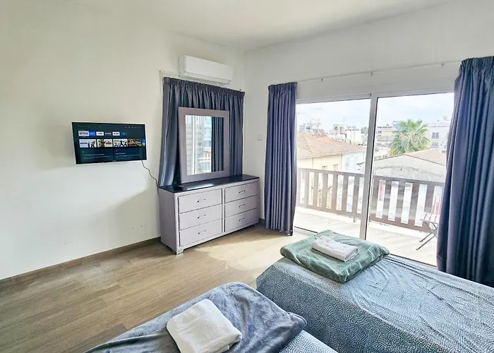 Alloggio in famiglia Downtown Rooms, 200m From Marina *