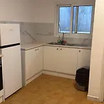 Downtown Rooms, 200m From Marina Homestay szállás Lárnaka